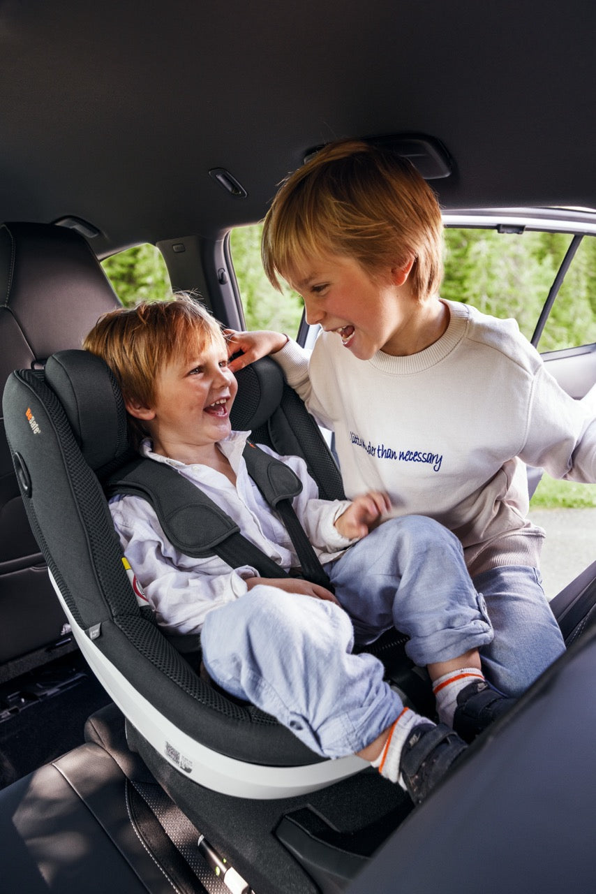 Extended Rear Facing ISOFIX Car Seats