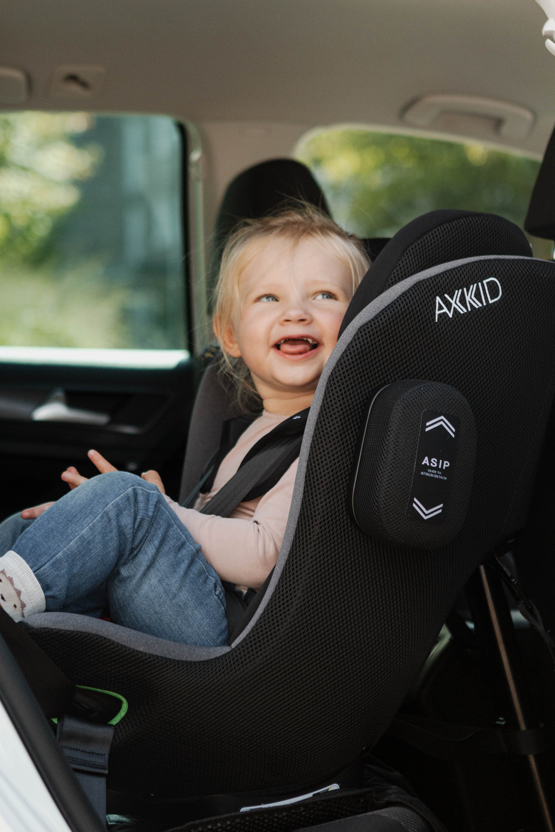 Axkid Movekid – Car Seats Plus