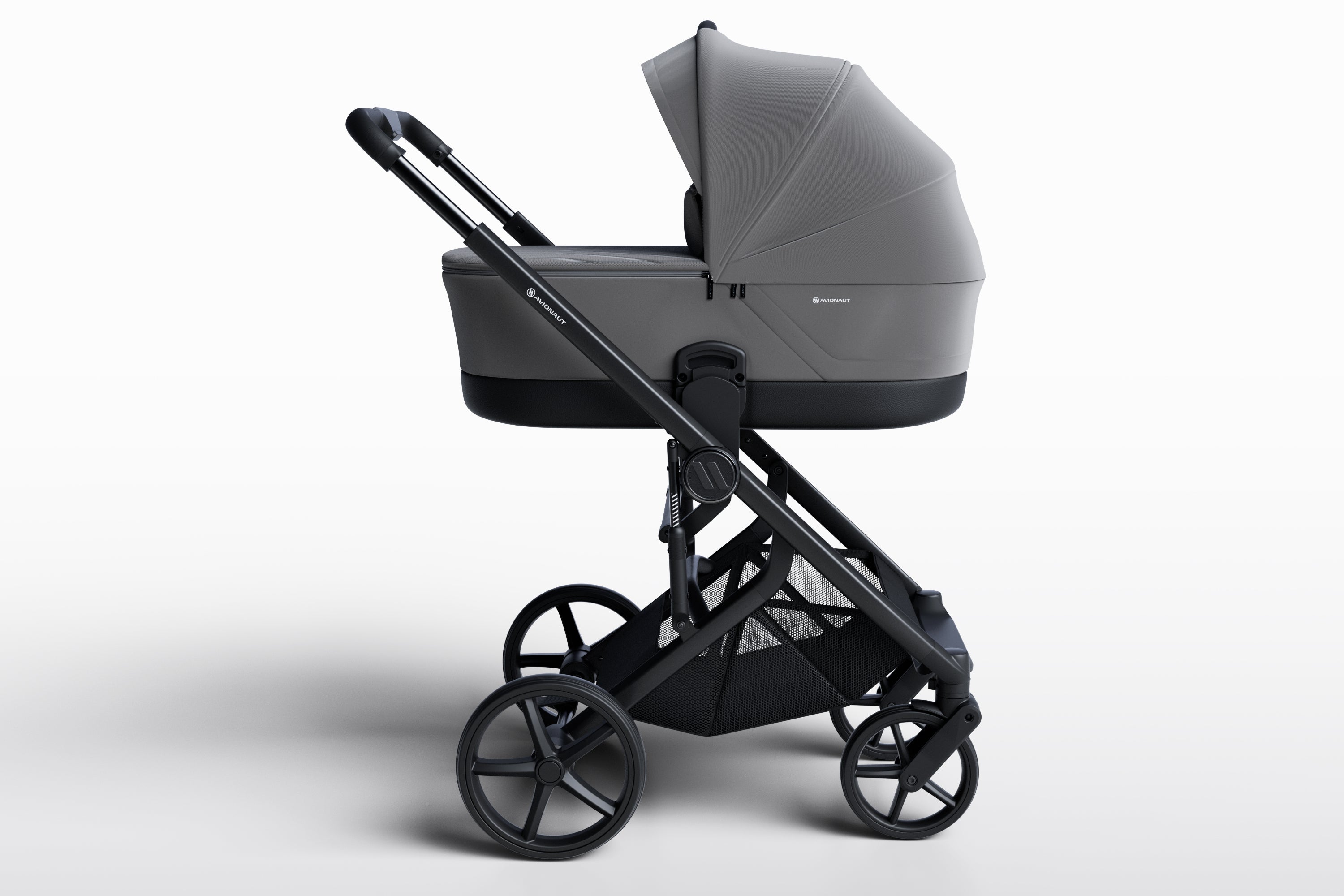 Avionaut Sirius - 2 in 1 Pram with Accessories