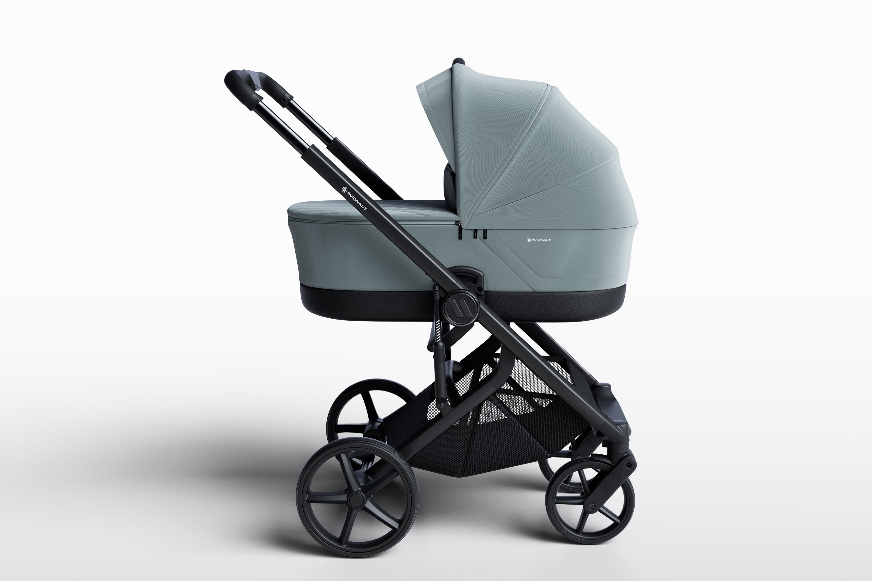 Avionaut Sirius - 2 in 1 Pram with Accessories